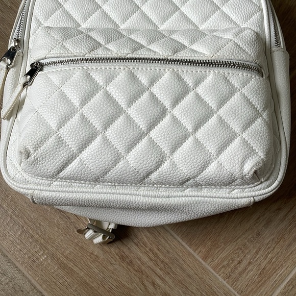 + CLAIRE’S + Quilted Faux Leather Backpack - Picture 4 of 15